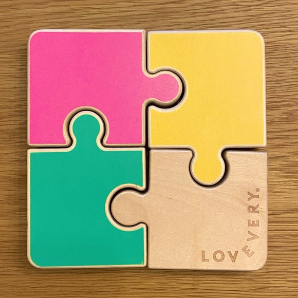 Lovevery Chunky Wooden Jigsaw Puzzle - Picture 2 of 3